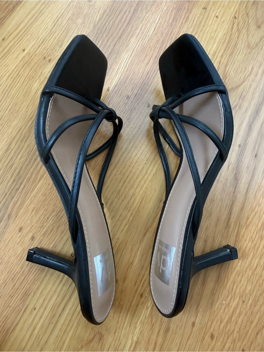 Dolce Vita Zini Black Strappy Womens Sandal Sz 9 - Picture 5 of 7